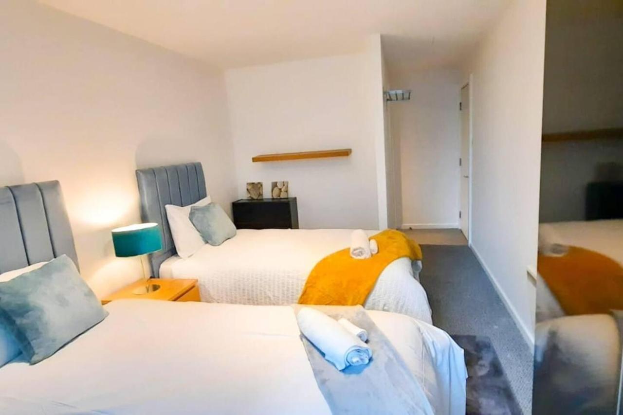 2-Bed Apartment Near City Centre Манчестер Экстерьер фото