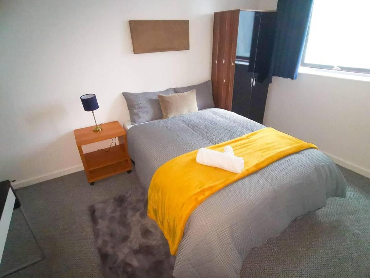 2-Bed Apartment Near City Centre Манчестер Экстерьер фото