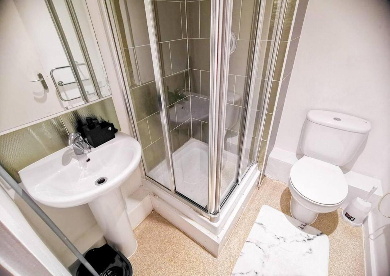 2-Bed Apartment Near City Centre Манчестер Экстерьер фото